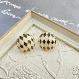 Fragrant Wind Chessboard Middle Ancient Popular Checker Female Ear Studs Small and Simple Temperament Commuter Earrings