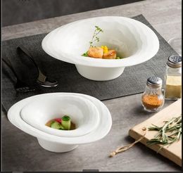 Bowls Irregular White Ceramic Bowl Dinner Plate Noodle Soup Fruit Salad Dessert Dish Decorative Tableware