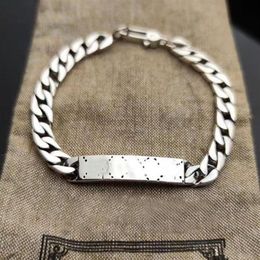 Top luxury designer bracelet charm gift unisex hip hop women mens bracelets 16cm 18cm 20cm 22cm trendy cuban chain stainless steel312Q