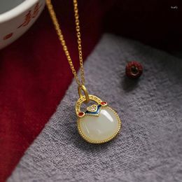 Pendant Necklaces VOQ Vintage Hetian Jade Women's Necklace Cute Gold Color Little Money Bag Party Jewelry