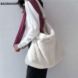 Totes Women's Faux Fur Bags Large Capacity White Simple Leisure Plush Lamb Wool Shoulder Bag Female Ladies Casual Large Totes Korean 240407