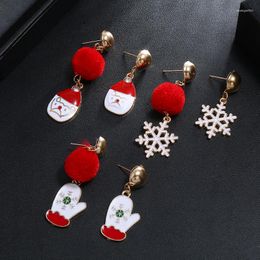 Stud Earrings Merry Christmas Snow Gloves Women's Pendant Red Plush Ball Asymmetrical Fashion Year Party Jewelry