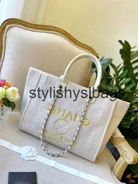 Cross Body bag Chain Totes Designer Vintage Women Bags Color Leather Bag Large Handbags Golden Pendant Handbags tops quality01stylishyslbags