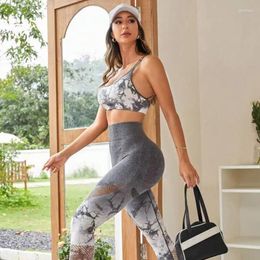 Active Sets Seamless Gradient Tie-dye Hollow Tracksuit Yoga Set Sports Fitness Bra High Waist Peach Hip Lift Pants Outfit Gym