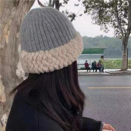 Berets Autumn Winter Stripe Knitted Woollen Hat Women's Plush Baotou Bucket Versatile Warmth Trendy Thickening Ventilate Beanie Cap