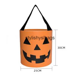 Totes 2023 New Halloween Candy Bag Portable LED with Lamp Pumpkin Light Emitting Tube Illuminating Halloween Candy Bag05stylishyslbags