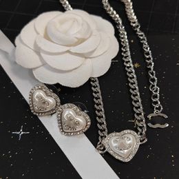 Jewellery Sets Designer Pendants Necklaces Stud Earring Silver Plated Heart Pearl Crystal Luxury Brand Letter Choker Pendant Necklace Chain Jewellery Accessories