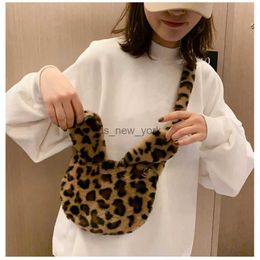 Totes Leopard Print Faux Fur Women Shoulder Bag With Rabbit Ears Soft Winter Cute Plush Hand Bags For Women Fluffy Crossbody Bag Sac 240407