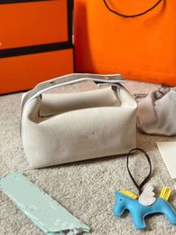10A Luxury Design Women's Classic Luxury Canvas Storage Bag Canvas Material CasualElegantAdvancedLightweight Practical Handbag