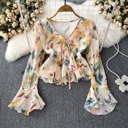 Women's Blouses French Retro Floral Chiffon Blouse Shirt Summer V-Neck Flared Sleeve Design Ruffle Short Fashion Ladies 2023