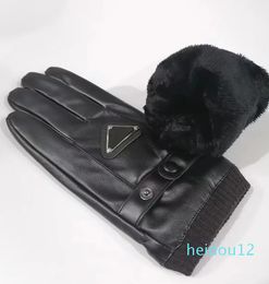 Leather Gloves Designer Cashmere Fashion Glove High Grade Buckskin Gloves Fashion Classic Hardware Mens Outdoor Drive Gloves