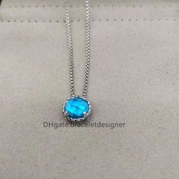 Retail Wholesale 95% Off Necklace Pendant Vintage Luxury Fashion Geometric Round Necklaces Designers Elegant Women with Rope Chain Casual Cool Collar Color Rich