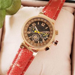 2021 selling top Women watches fashion digital dial ladies 32mm quartz watch sports Montres pour femmes192P
