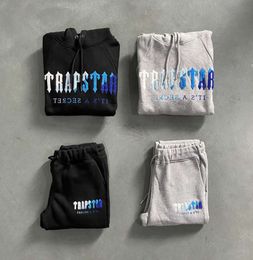 Mens Tracksuits Men Designer Trapstar Activewear Hoodie Chenille Set Ice Flavours 20 Edition 1to1 Quality Embroidereds Motion Fashion suit