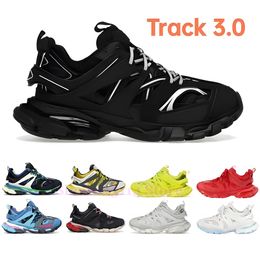 Designer sneakers luxury casual shoes track 3.0 3 sport running shoe for womens mens outdoor lighted trainers sneaker men light black white