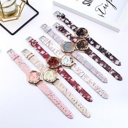 Wristwatches 1 Pcs Women Quartz Watch Floral Dial With Print PU Leather Strap M8694295f