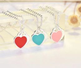 Necklaces 2023 Necklace red green heart pendant classic designer Jewellery gold chain necklace designer for women iced out chain stainless ste