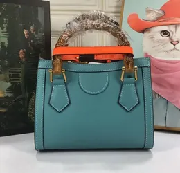 10A Top Quality Designer Retro Messenger Tote Bag Skew Straddle Handbag Handbag Sewing Thread Lock Luxury Handbag Soft TC tote bag