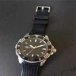 Men's Sport Watch Top Quality Watches Mechanical Automatic Wristwatch Black Dial Rubber Band Transparent Glass Back 006219J