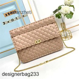 Diamond Luxury Bag Crossbody Valantinoz saddle bag Sheepskin Handbag bag Designer Beach Bags Women Handbags New Rivet Small Leather Large Capacity Handbag XRT0