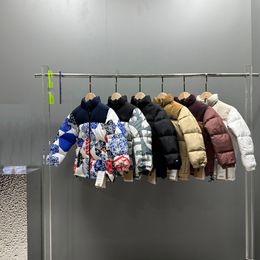 Piumino invernale di design per sport all'aria aperta, giacca a vento bianca, piumino per bambini, parka, colletto, cappello, caldo, moda, classico, cappotto, versione alta