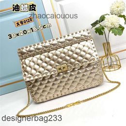 Sheepskin New Handbags Designer Bag Crossbody Valantinoz saddle bag Beach Bags Luxury Diamond Handbags Rivet Small Leather Large Capacity Handbag DUO3