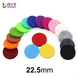 100pcs lot Colorful Aromatherapy Felt Pads 22 5mm Fit for 30mm Essential Oil Diffuser Perfume Locket Floating Locket LSPA01300p