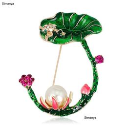 Pins Brooches Green Enamel Lotus Leaf And Frog For Women Men Simated Pearl Plant Animal Party Banquet Brooch H1288 Drop Delivery Jewel Dhdjz