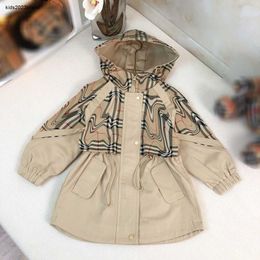 fashion kids autumn coat Khaki plaid stitching design baby Jacket Size 100-160 CM Spring Hooded windbreaker for girl boy Oct05