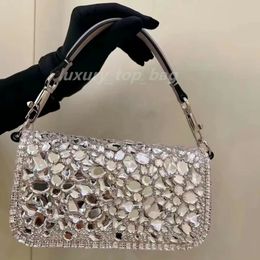 Diamond Dinner Bag Mini Loco Shoulder Bag Large Silver Crystal Baguette Bag Silver tuned Hardware chain Cross body bag top handling handbag Fashion Bags