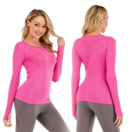 Lu Breathable and slim Yoga Lu Womens Wear Swiftly Tech Ladies Sports T Shirts Long Sleeve Outfit Moisture Wicking Knit High Elastic Fitness Workout Lululemens Women