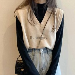 Women's Sweaters Women Knitted Sweater Vest 2022 Spring Autumn Short Loose Vintage Sweater Sleeveless Girls V-Neck Pullover Tops Female OuterwearL231004