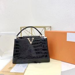 Fashion Women's Bag 2023 New Handbag Fashionable Lacquer Leather Shoulder Bag Designer bags Handbags Fashionable Crocodile Crossbody Bag
