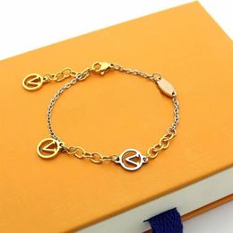 Europe America Fashion Style Lady Women Titanium steel 3 Colour Chain Bracelet With Hollow Out V Initials Charm Twinkle224Q