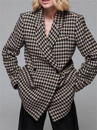 Women's Jackets Women Houndstooth Silhouette Woollen Jacket Autumn Winter 2023 Ladies Notched Collar Shoulder Pad Double Breasted Coat