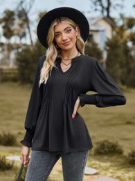 2023 Autumn Fashion T shirt Women s Solid Striped Bubble Sleeve V Neck Tie Long Top 231005