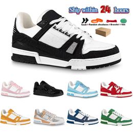 designer trainers Casual Shoes Logo Embossed Sneaker white black sky blue green denim pink red luxurys mens casual sneakers low platform womens Trainer Size 36-45