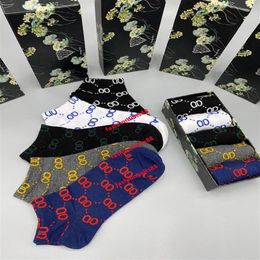 Designer Mens Womens Socks Five Pair Luxe Sports Winter Letter Printed Sock Embroidery Cotton Man Woman 10 styles With Box275c