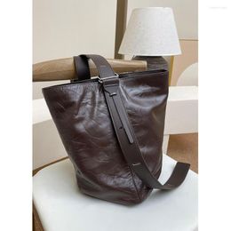 Evening Bags Trend Hand Grasp Grain Cowhide Large Capacity Bucket Bag Shoulder Purses And Handbags Straddle Hobo