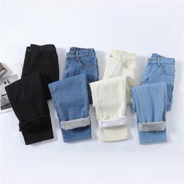 Womens Jeans Women Thermal Winter Snow Warm Plush Stretch White Lady Thicken Baggy Denim Pants Fleece Korean Straight Trousers 231005