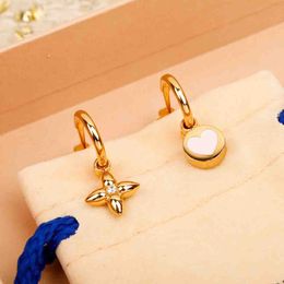 2023 Luxury quality Charm drop earring with flower shape and round design in 18k gold plated have stamp box PS4565A