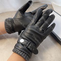 Designer Mens Gloves Winter Cycling Gloves Fashion Letter Leather Warm Gloves For Men Plush Lining Christmas Gift