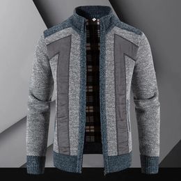 Mens Jackets Winter Men Coat Knit Plush Contrast Colors Patchwork Breathable Thicken Long Sleeves Stand Collar Warm Autumn Clothes 231005