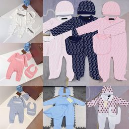 Infantil nascido macacão bebê menina designer marca conjuntos recém-nascidos carta traje macacão roupas macacão crianças bodysuit para bebês roupa macacão