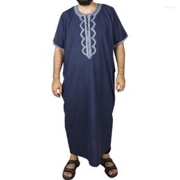 Ethnic Clothing Abaya Men Dubai Embroidered Short Sleeved Robe Muslim Men's Large Islam Kameez Prayer Shirt Eid Mubarak Kaftan