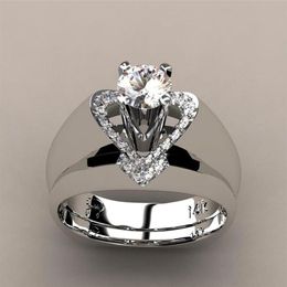 New creative heart-shaped diamond ring female European and American fashion generous engagement ring set ring whole245o