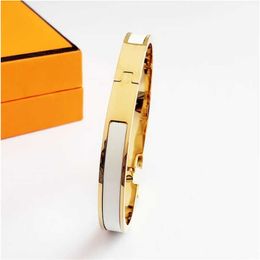 High Quality Luxury Designer Design Bangle Stainless Steel Bracelets Classic Jewelry for Men and Women C251 SDOP