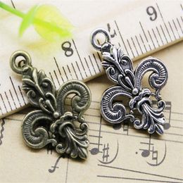 50pcs Lot Cross Flower Alloy Charm Pendant Retro Jewelry DIY Keychain Ancient Silver Bronze Pendant For Bracelet Earrings 25x16m187Z