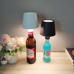 Decorative Objects Creative Wine Bottle Table Lamp Detachable Rechargeable Decorative Bar Cordless Design LED Coffee Shop Atmosphere Night Light 230928