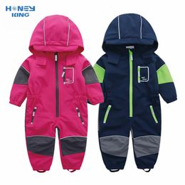 Clothing Sets HONEYKING Children's Softshell Overalls Outdoor Hooded Coveralls Baby Rompers Windproof Waterproof Jumpsuit Kids Warm Jumpsuit 231005